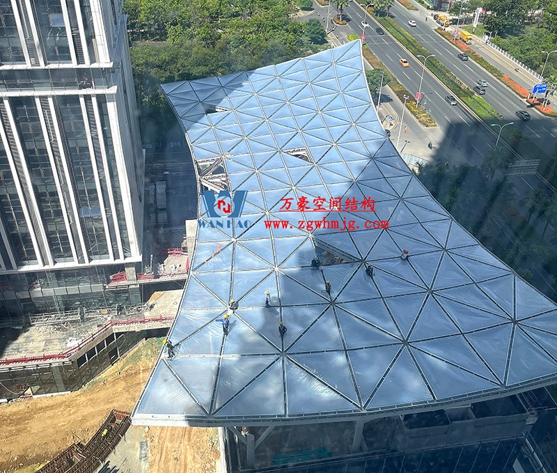 縱使烈日炎炎，腳步從未止歇！海南這個ETFE氣枕膜項目施工進度有最新消息