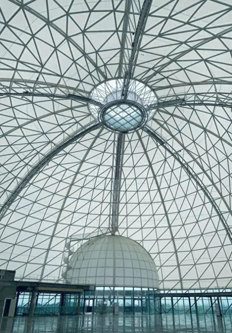 奇葩，好大一頂帽子