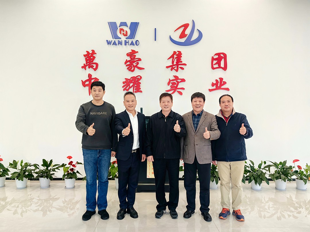 中國鋼結(jié)構(gòu)協(xié)會空間結(jié)構(gòu)分會領(lǐng)導(dǎo)專家一行蒞臨萬豪考察指導(dǎo)工作 中國鋼結(jié)構(gòu)協(xié)會空間結(jié)構(gòu)分會領(lǐng)導(dǎo)專家一行蒞臨萬豪考察指導(dǎo)工作