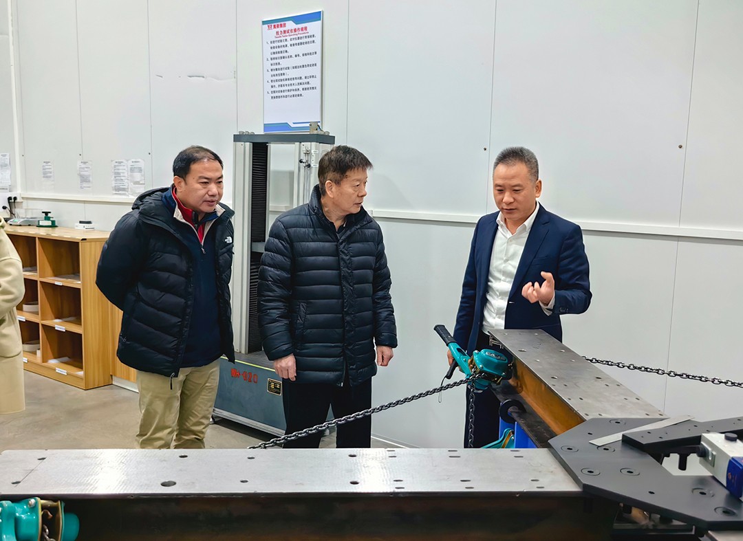 中國鋼結(jié)構(gòu)協(xié)會空間結(jié)構(gòu)分會領(lǐng)導(dǎo)專家一行蒞臨萬豪考察指導(dǎo)工作 中國鋼結(jié)構(gòu)協(xié)會空間結(jié)構(gòu)分會領(lǐng)導(dǎo)專家一行蒞臨萬豪考察指導(dǎo)工作