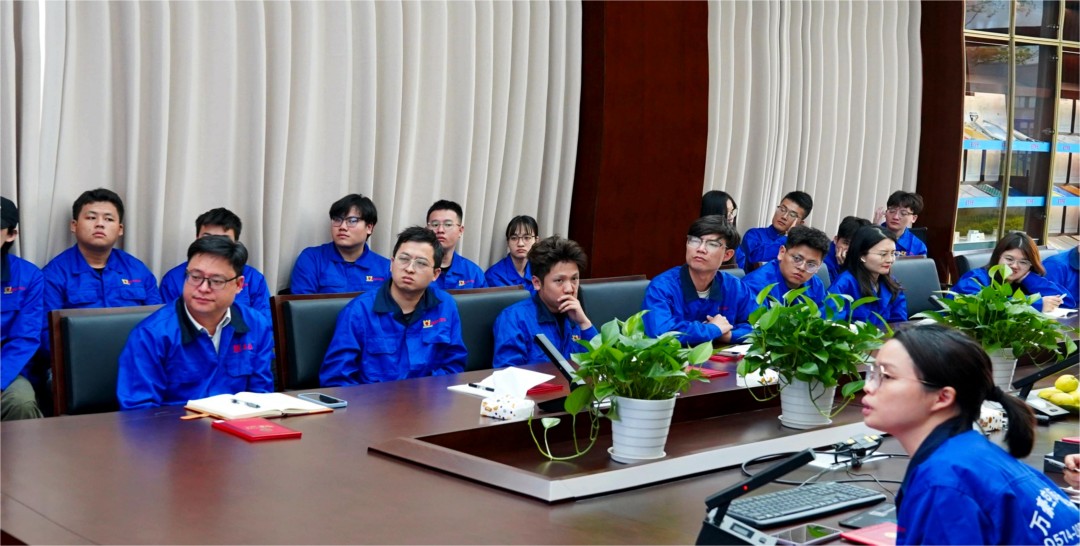 浙江萬豪空間結(jié)構(gòu)集團(tuán)有限公司隆重舉行“匠心傳承·共筑未來”師徒大會(huì)！