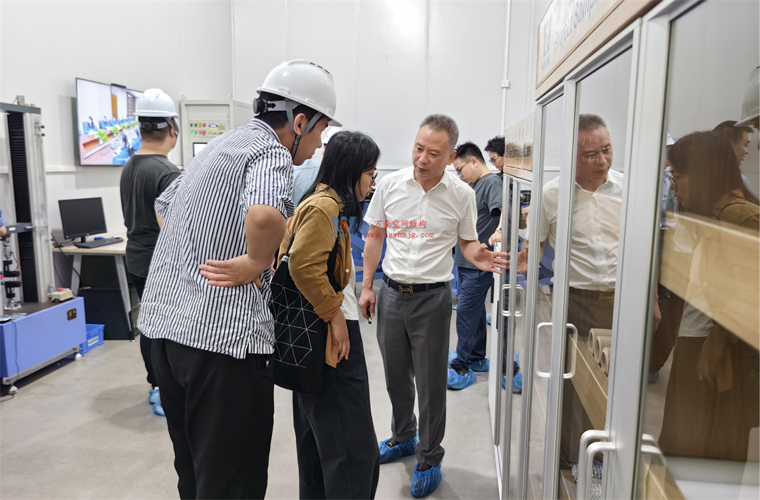 科技賦能品質(zhì)工程 | 萬(wàn)豪集團(tuán)攜手浙大團(tuán)隊(duì)圓滿完成無(wú)錫奧體中心膜結(jié)構(gòu)排水試驗(yàn)驗(yàn)收