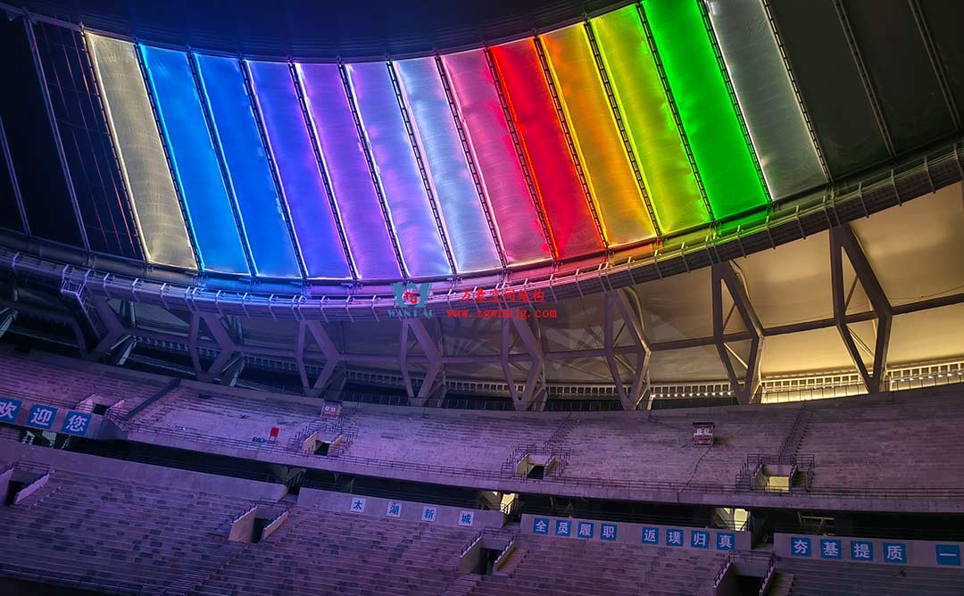 太湖之畔，華燈初上|無錫奧體中心施工加速